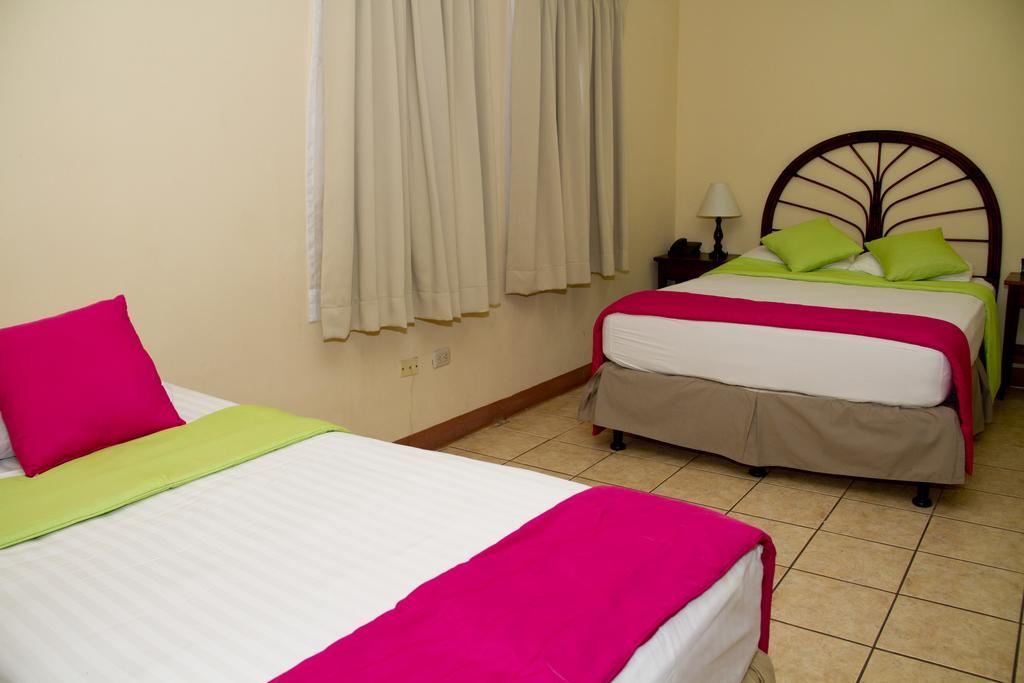 Hotel Colibri Managua Room photo