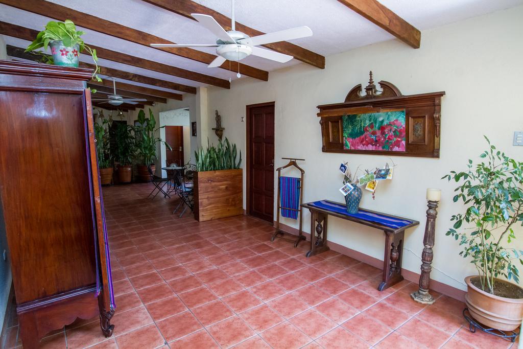 Hotel Colibri Managua Exterior photo