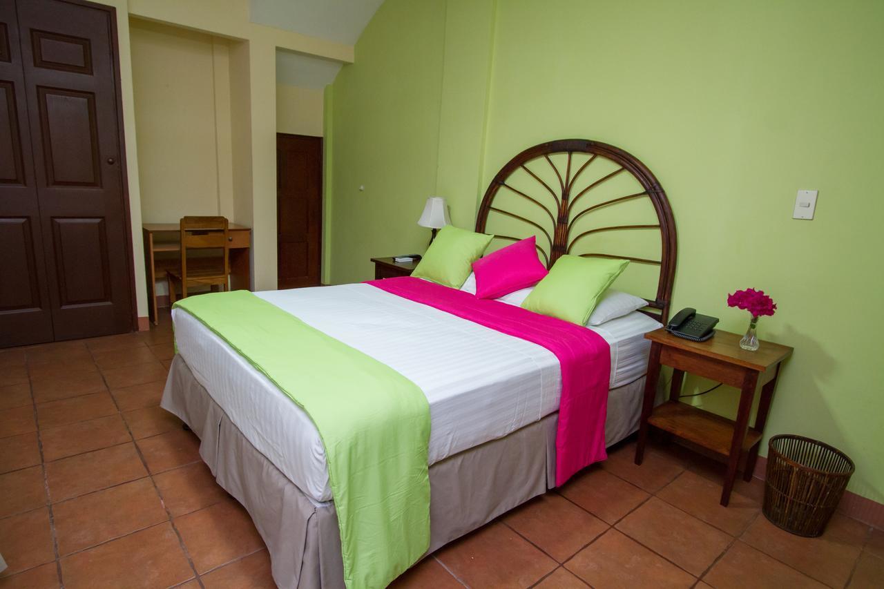 Hotel Colibri Managua Exterior photo